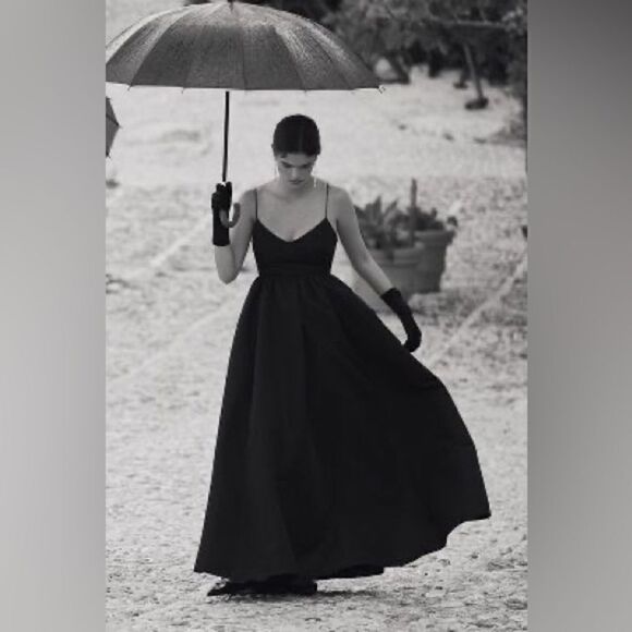 Sachin & Babi Hadley V-Neck Back-Bow Empire Gown - Picture 5 of 7